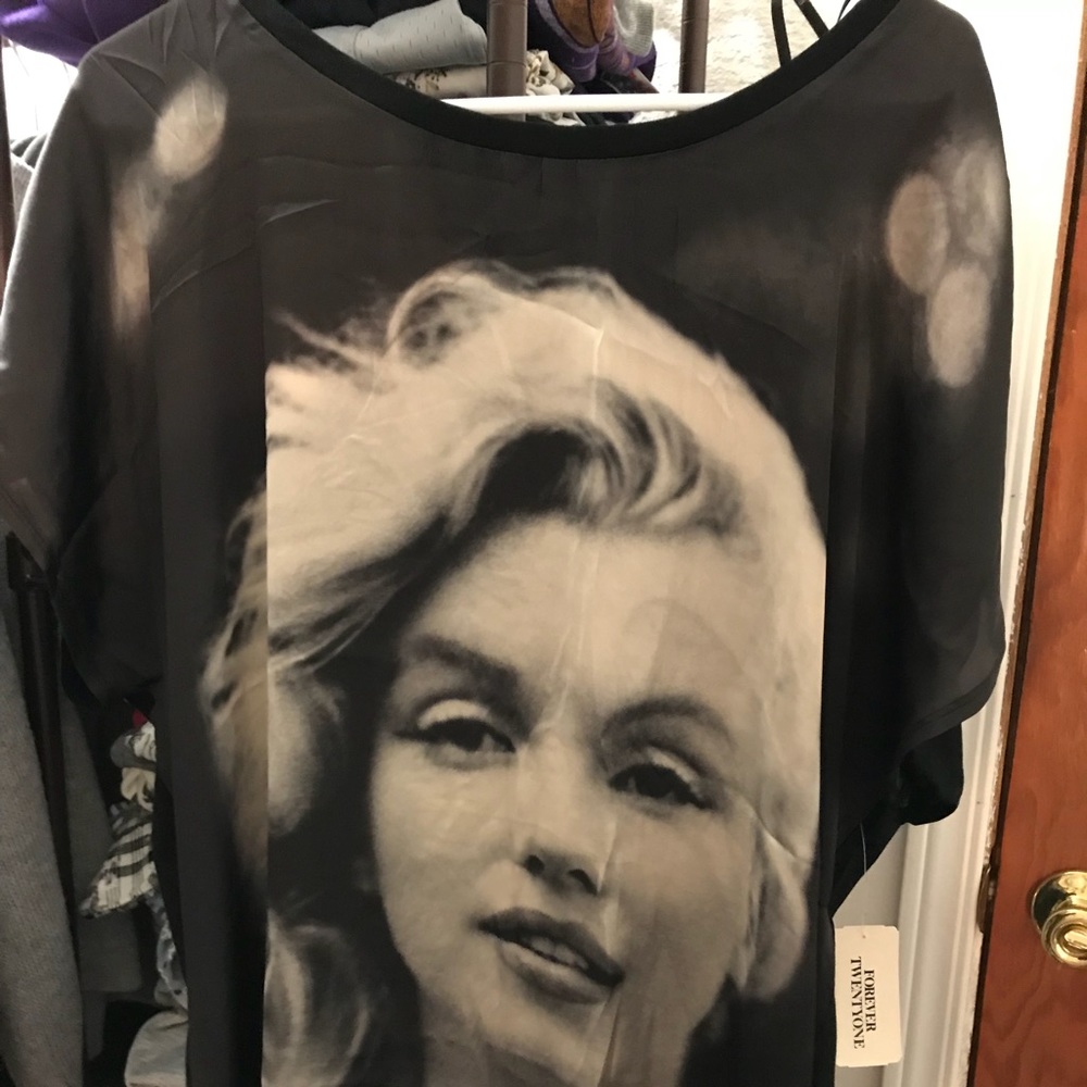 👚Forever 21 Marilyn by SAM SHAW